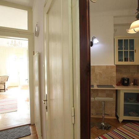 Appartement White Opera By Nux à Cluj-Napoca Extérieur photo