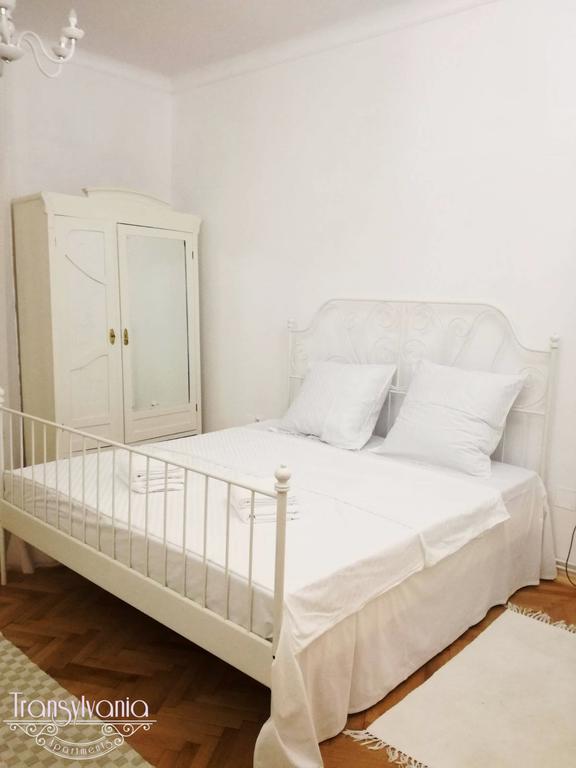Appartement White Opera By Nux à Cluj-Napoca Extérieur photo