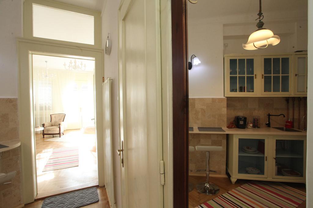 Appartement White Opera By Nux à Cluj-Napoca Extérieur photo