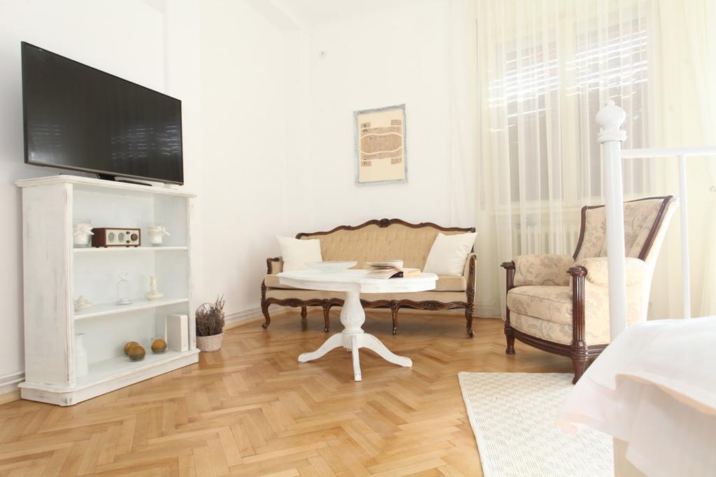Appartement White Opera By Nux à Cluj-Napoca Extérieur photo